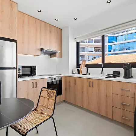 Appartement Finikoudes Marina View 201 *